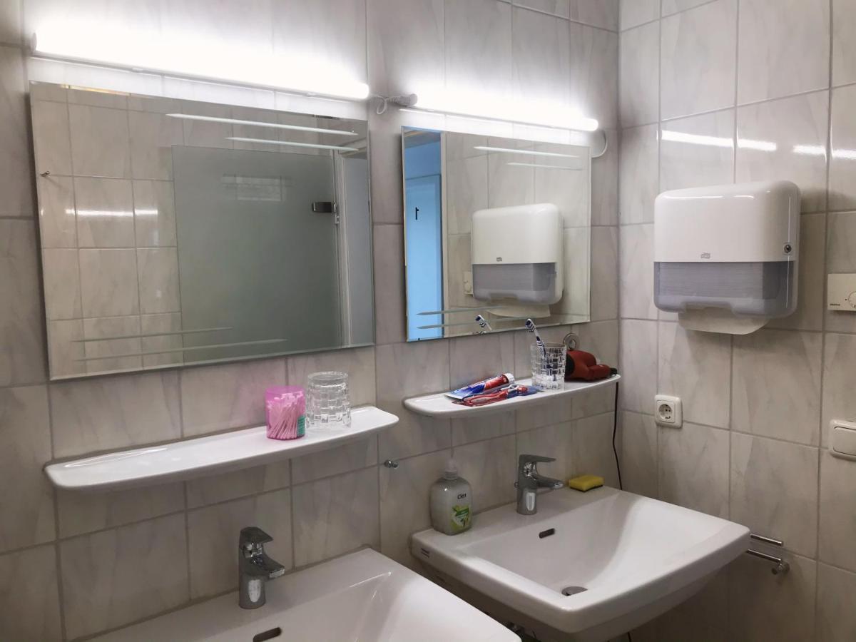 Sehr Zentrales Und Modernes Zimmer In Isny Im Allgaeu Mit Gemeinschaftsbad Екстер'єр фото