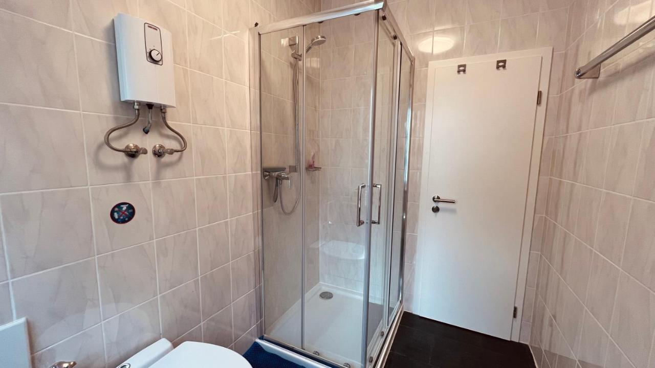 Sehr Zentrales Und Modernes Zimmer In Isny Im Allgaeu Mit Gemeinschaftsbad Екстер'єр фото